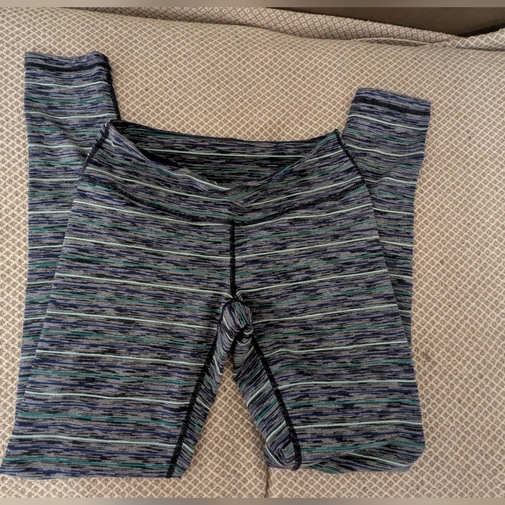 Zella Multicolor Patterned Leggings - Picture 3 of 8